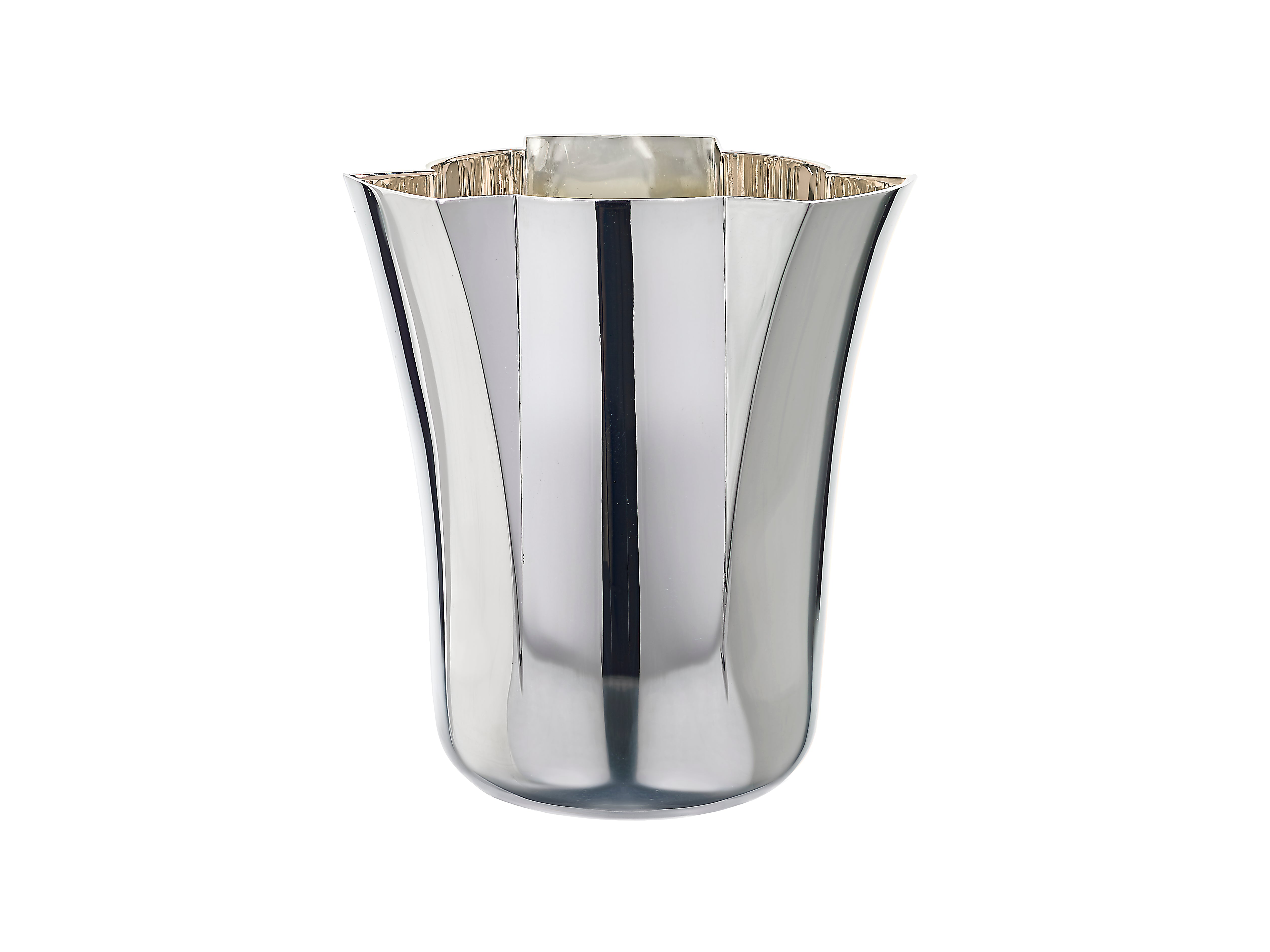 The Illusion Cup